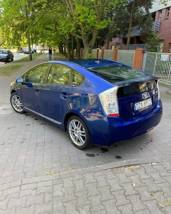 Toyota Prius cena 38500 przebieg: 282500, rok produkcji 2010 z Bobowa małe 106